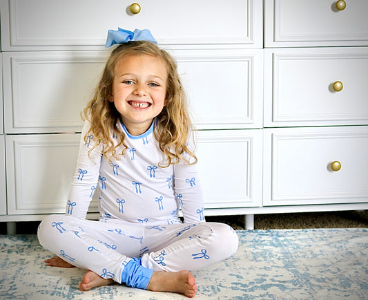 Classic Bows Two Piece