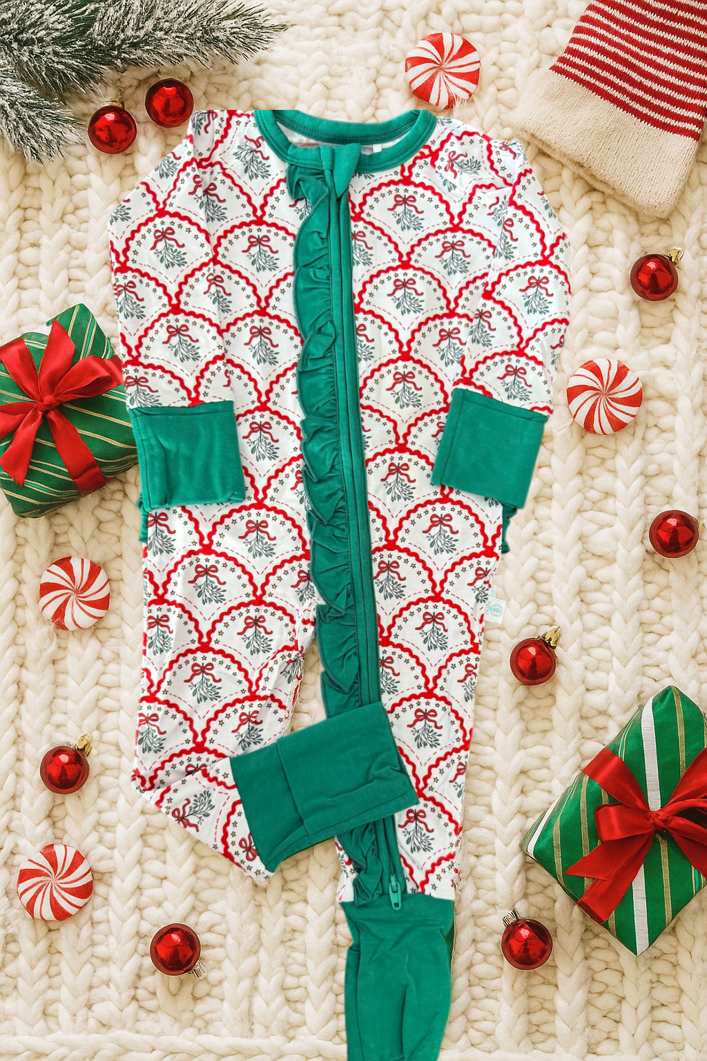 Mistletoe Kisses Girl Zippy